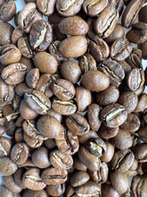 Load image into Gallery viewer, Coconut Limeade Monteblanco Purple Caturra Co-fermented Natural Blend