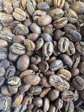 Load image into Gallery viewer, Colombia Pink Bourbon Washed Microlot By Peñas Blancas