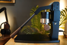 Load image into Gallery viewer, Turin Axis Lever Espresso Machine
