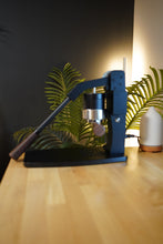 Load image into Gallery viewer, Turin Axis Lever Espresso Machine
